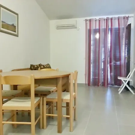 Aparthotel 230 Mestro