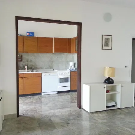 230 Mestro Konukevi 3*