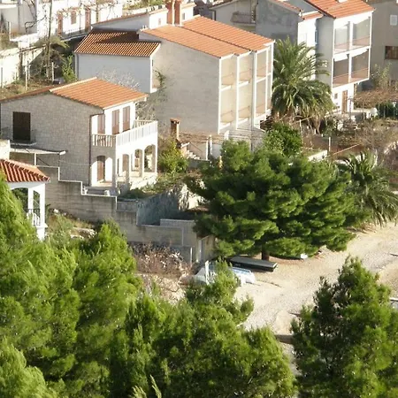 230 Mestro Konukevi 3*