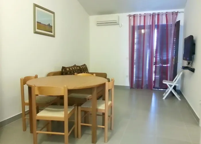 Pensión 230 Mestro 3*