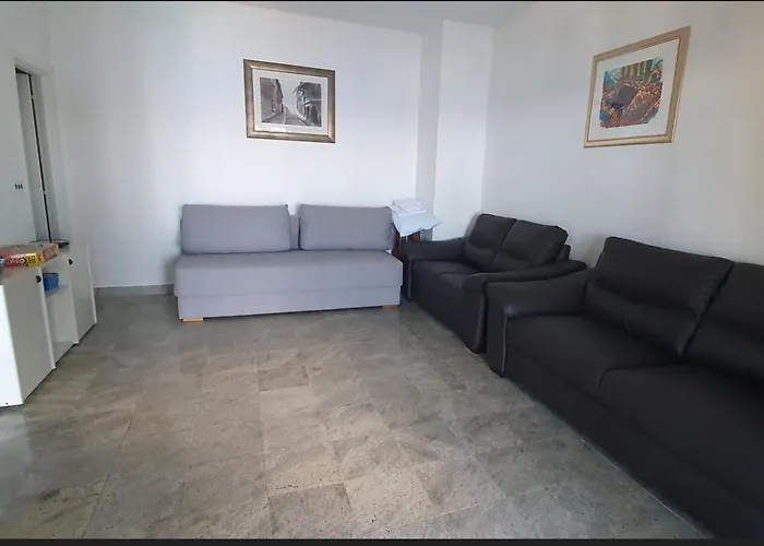 230 Mestro Affittacamere Stanici
